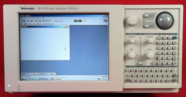 Анализатор логический Tektronix TLA715 с модулем TLA7N4 (демонстрационный) купить по низкой цене | МАКСПРОФИТ Анализатор логический Tektronix TLA715 с модулем TLA7N4 (демонстрационный) купить по низкой цене | МАКСПРОФИТ